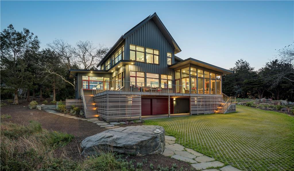 139 Beavertail Road, Jamestown, Rhode Island