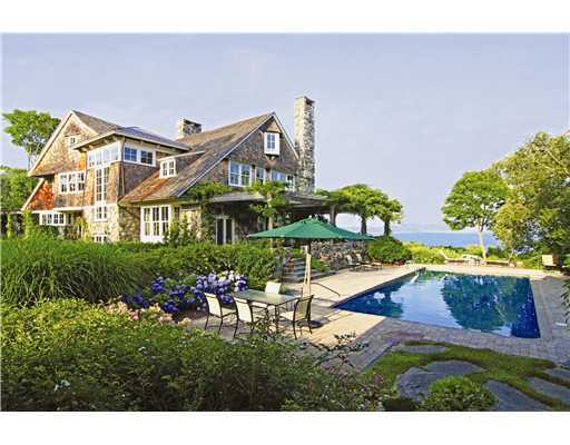 330 East Shore Road, Jamestown, Rhode Island