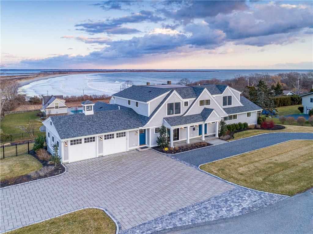 444 Purgatory Lane, Middletown, Rhode Island